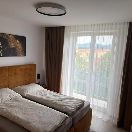Apartman Ynaq Trenčín